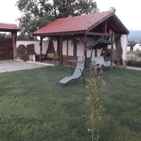 Three-bedroom Holiday In Velika Village *
